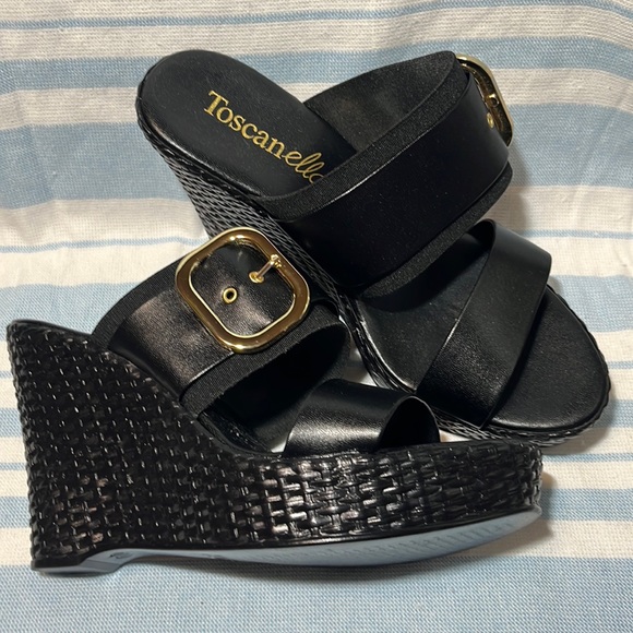 EUC TOSCANELLA WEDGE HEELS. SZ 7 black Made in Italy - Picture 2 of 5